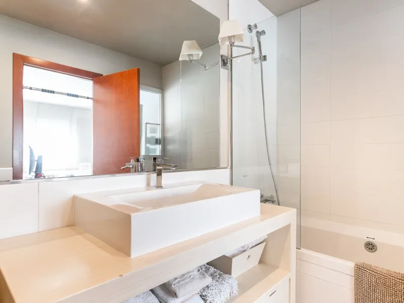 Luxury Family Home with Pool and Panoramic Views in Upper Sarria, Barcelona