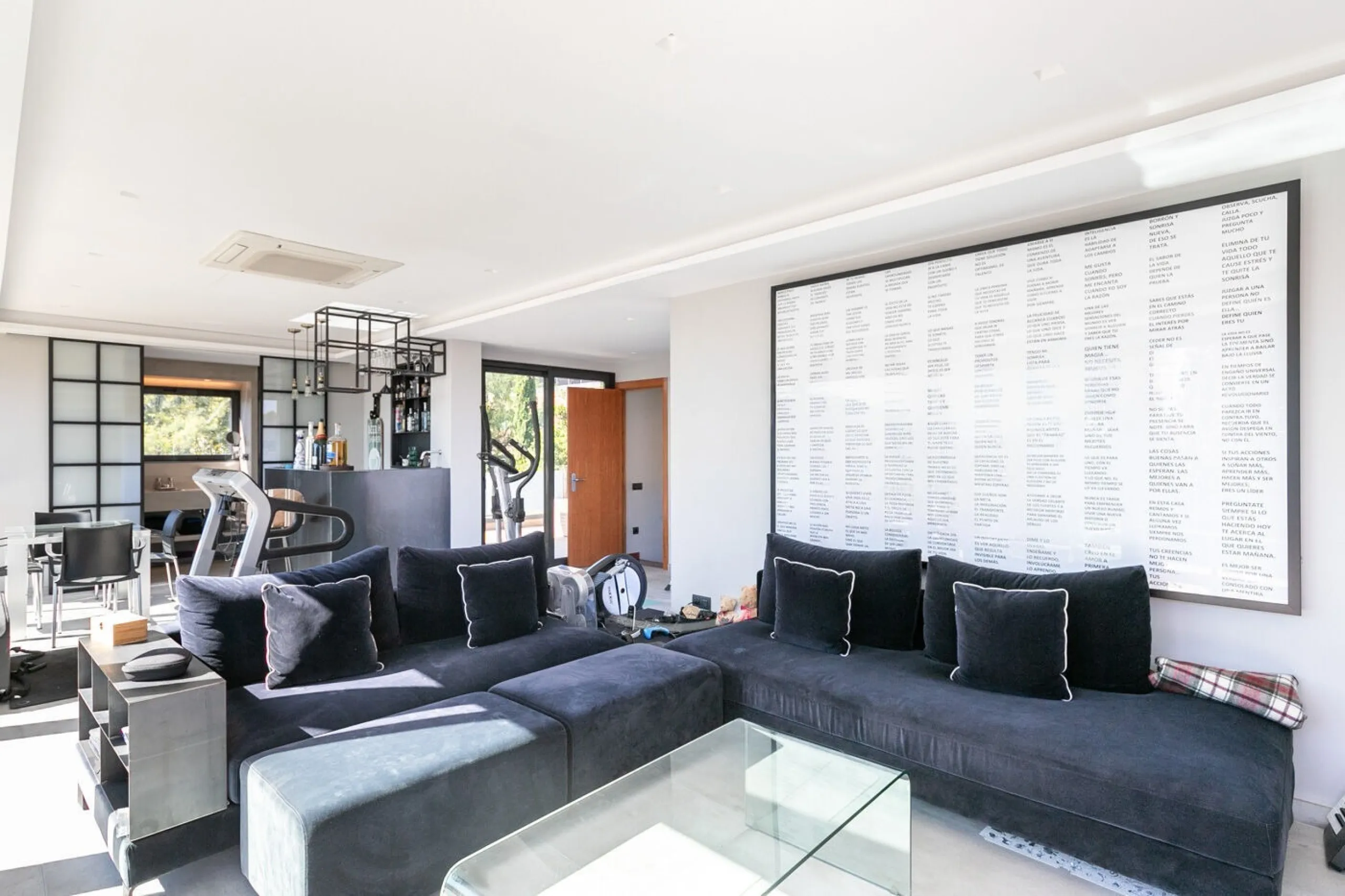 Luxury Family Home with Pool and Panoramic Views in Upper Sarria, Barcelona