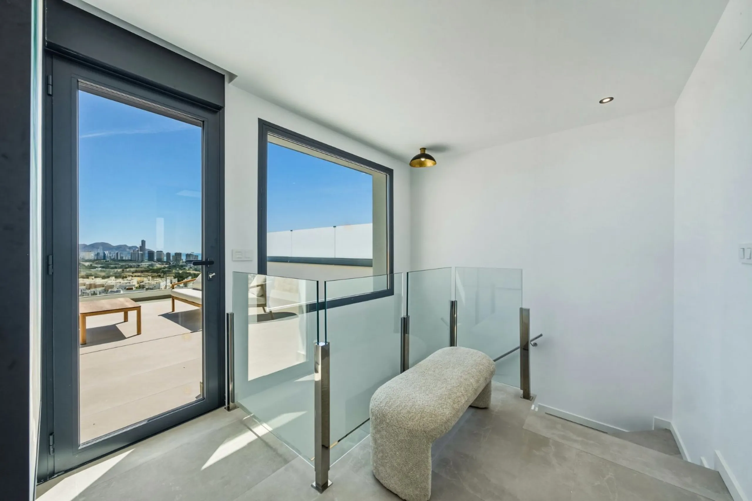 Duplex Penthouse with Private Solarium and Sea Views in Finestrat, Alicante