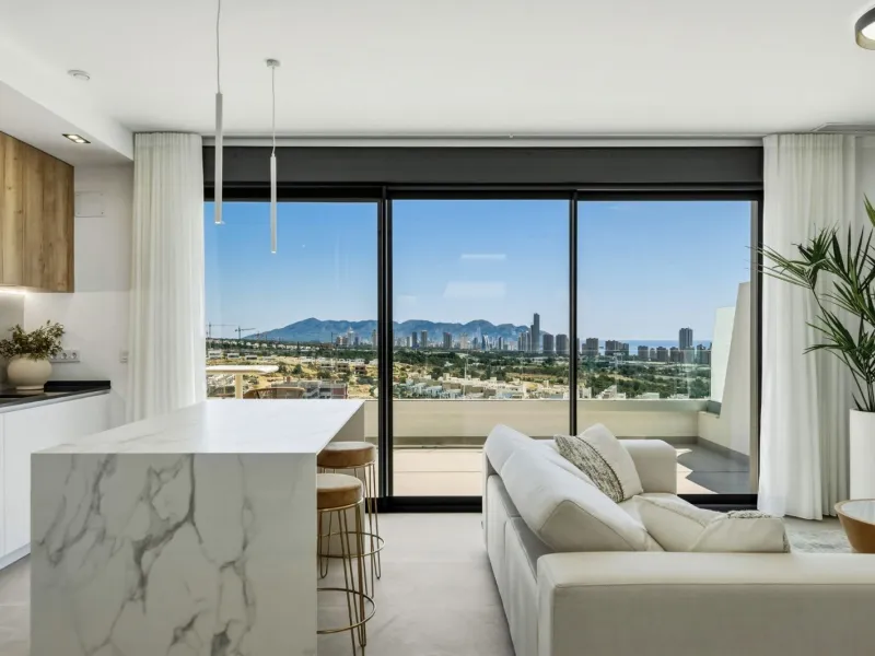 Duplex Penthouse with Private Solarium and Sea Views in Finestrat, Alicante