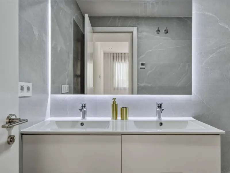 Duplex Penthouse with Private Solarium and Sea Views in Finestrat, Alicante