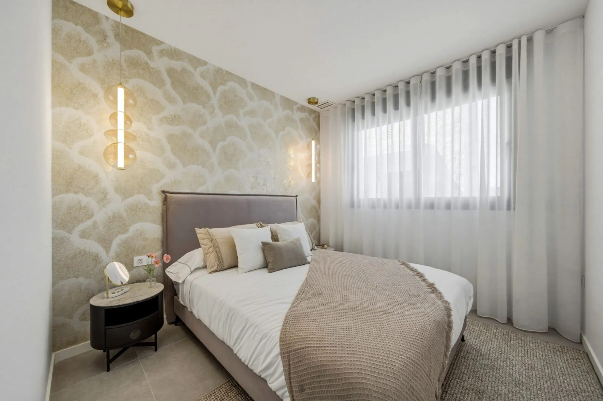 Duplex Penthouse with Private Solarium and Sea Views in Finestrat, Alicante