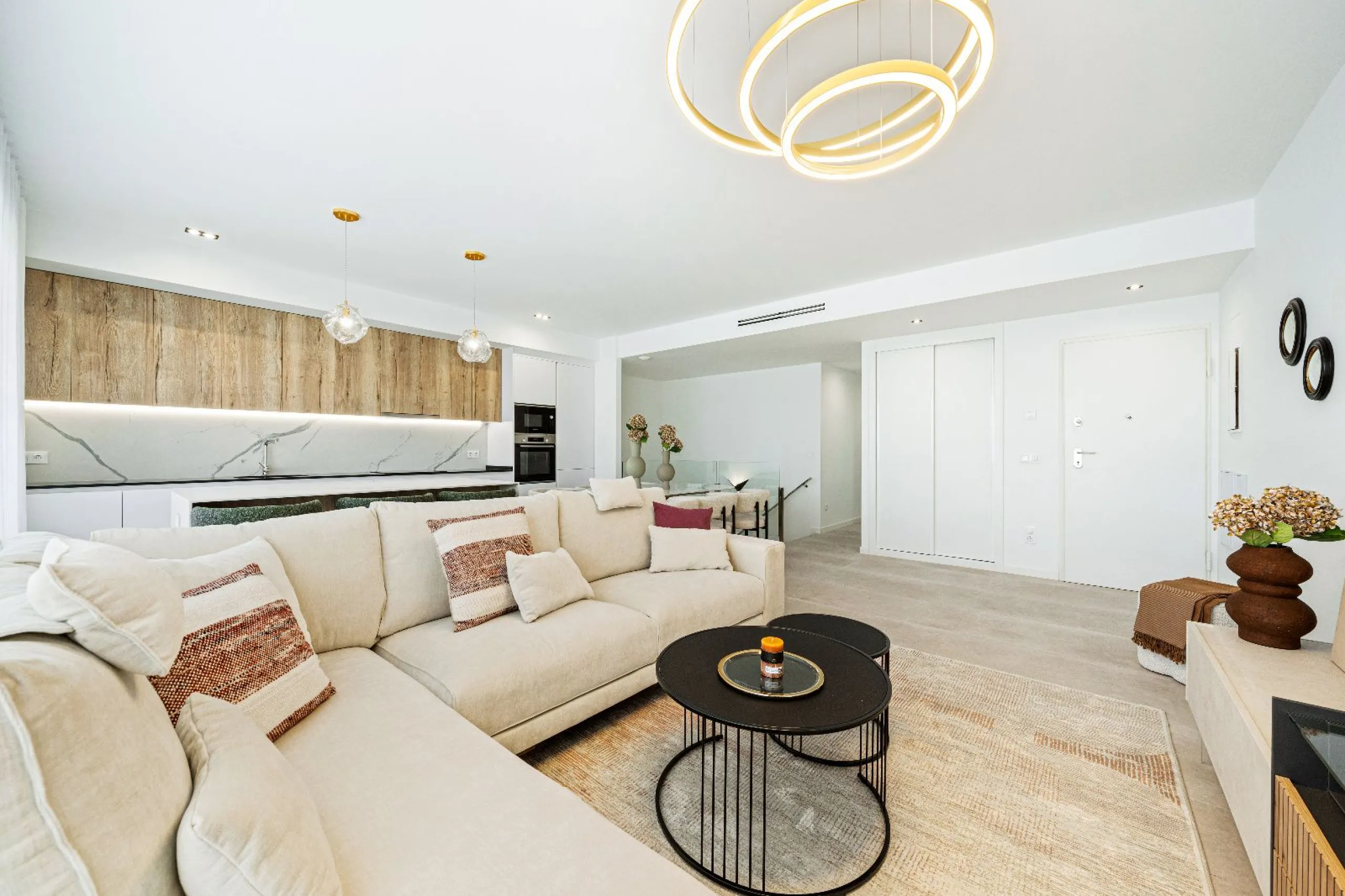 Ground-Floor Duplex with Private Garden and Sea Views in Finestrat, Alicante