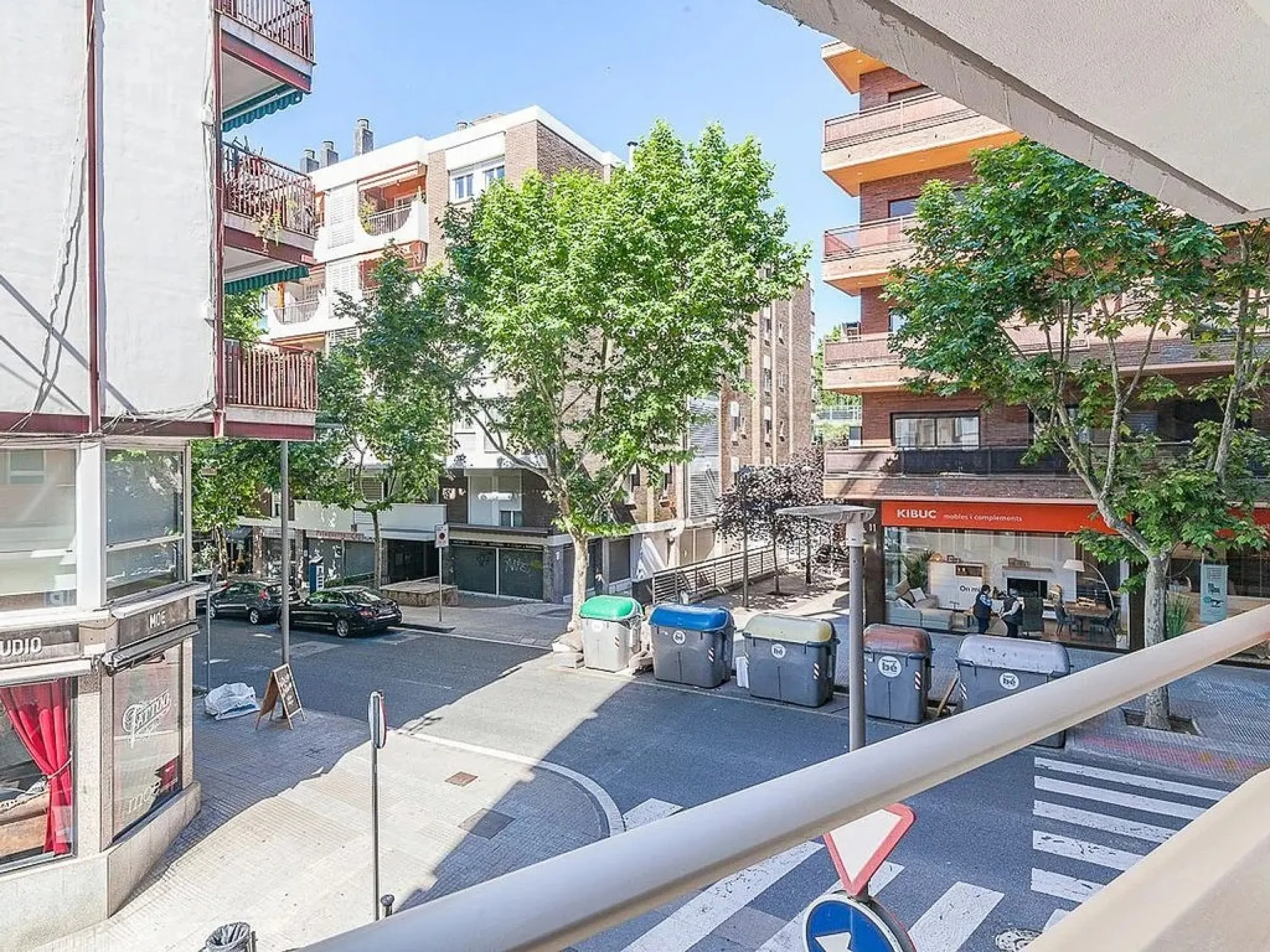 Dúplex amplio con terraza y parking en el centro de Sant Cugat, Barcelona