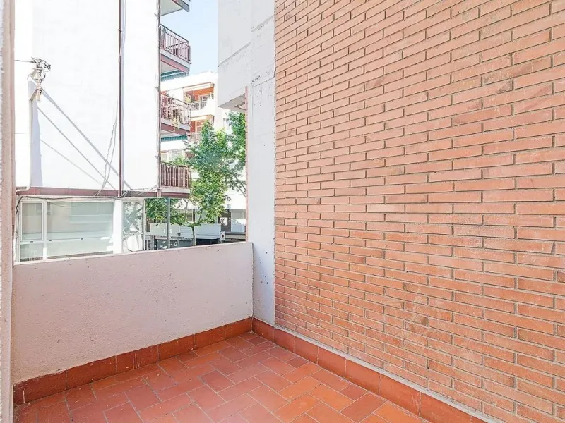 Dúplex amplio con terraza y parking en el centro de Sant Cugat, Barcelona
