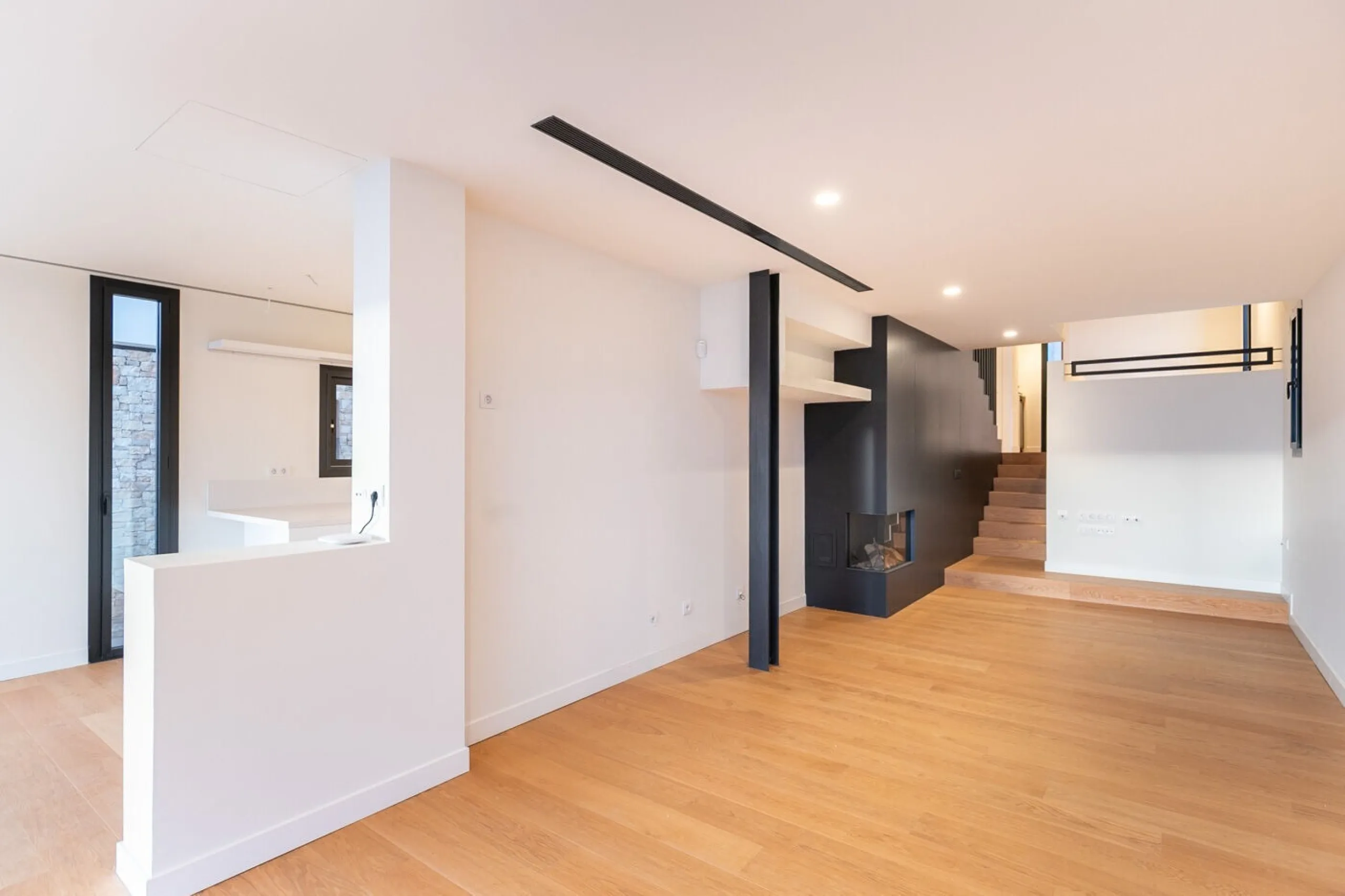 Newly Built Luxury Home with Views and Pool in Sarria, Barcelona