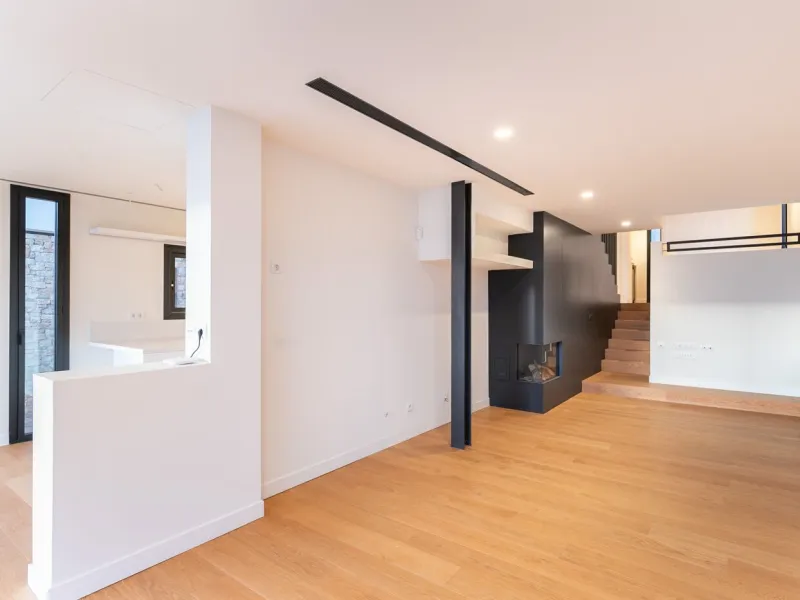 Newly Built Luxury Home with Views and Pool in Sarria, Barcelona