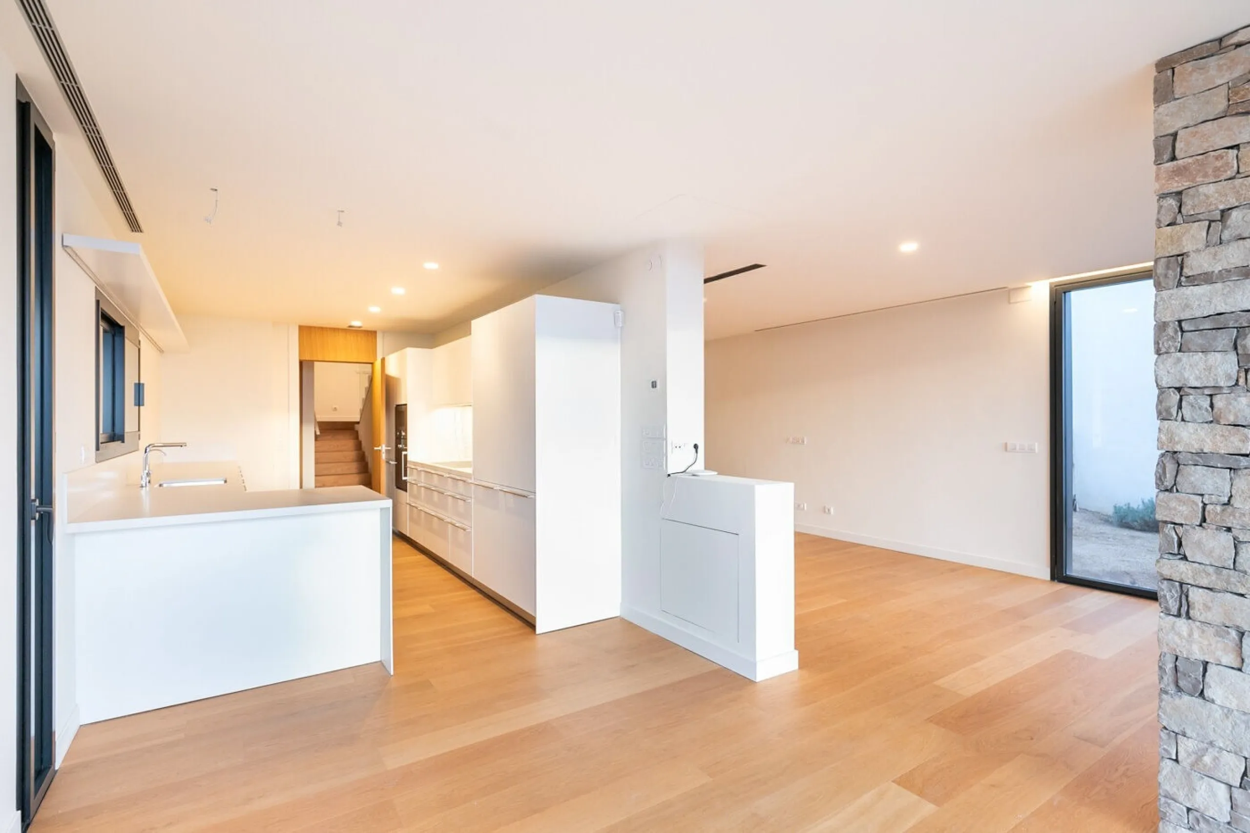 Newly Built Luxury Home with Views and Pool in Sarria, Barcelona