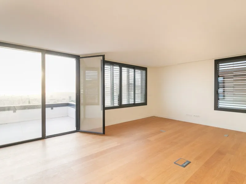 Newly Built Luxury Home with Views and Pool in Sarria, Barcelona