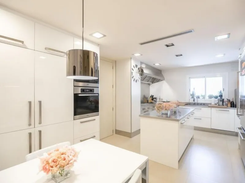 Penthouse Duplex with Private Pool and Panoramic Views in Pedralbes, Barcelona