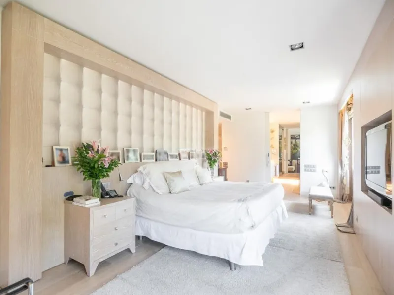 Penthouse Duplex with Private Pool and Panoramic Views in Pedralbes, Barcelona
