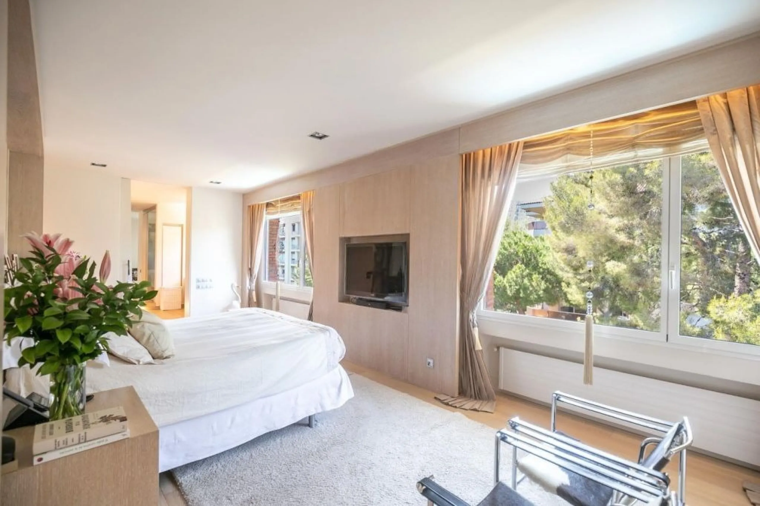 Penthouse Duplex with Private Pool and Panoramic Views in Pedralbes, Barcelona