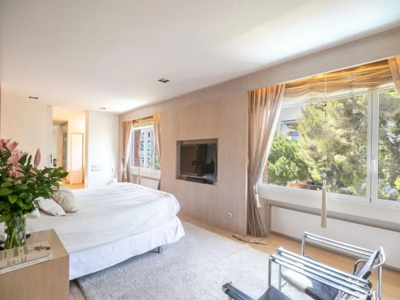 Penthouse Duplex with Private Pool and Panoramic Views in Pedralbes, Barcelona