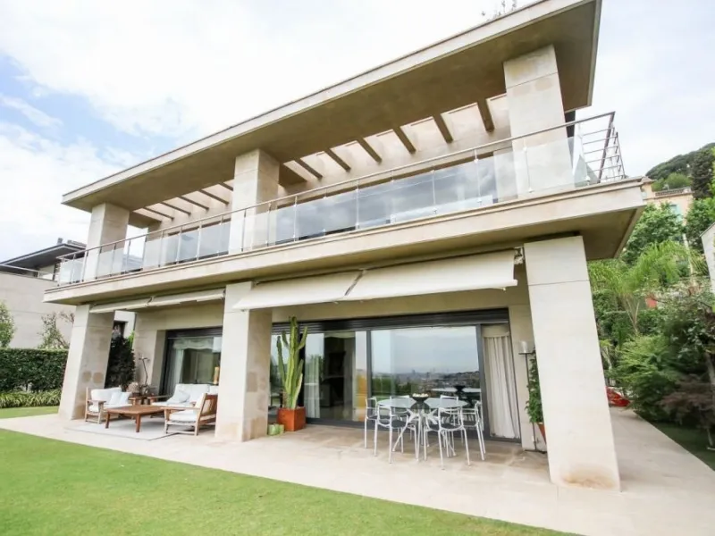 Exclusive Mansion in Pedralbes with Panoramic Views of Barcelona