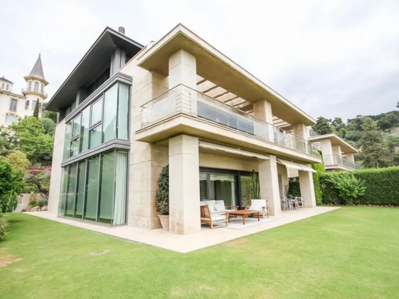 Exclusive Mansion in Pedralbes with Panoramic Views of Barcelona