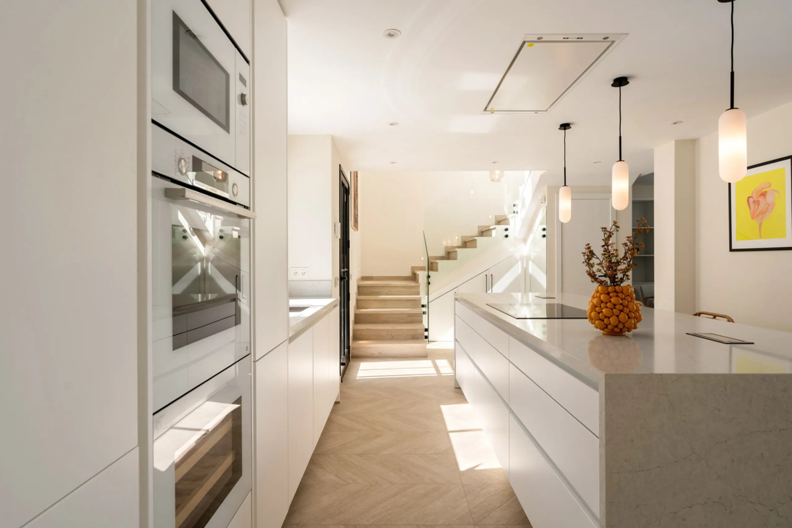 Introducing this fully renovated villa, ideally situated on a quiet cul-de-sac in the highly sought-after area of Las Brisas, just a short walk from Las Brisas Golf Club.