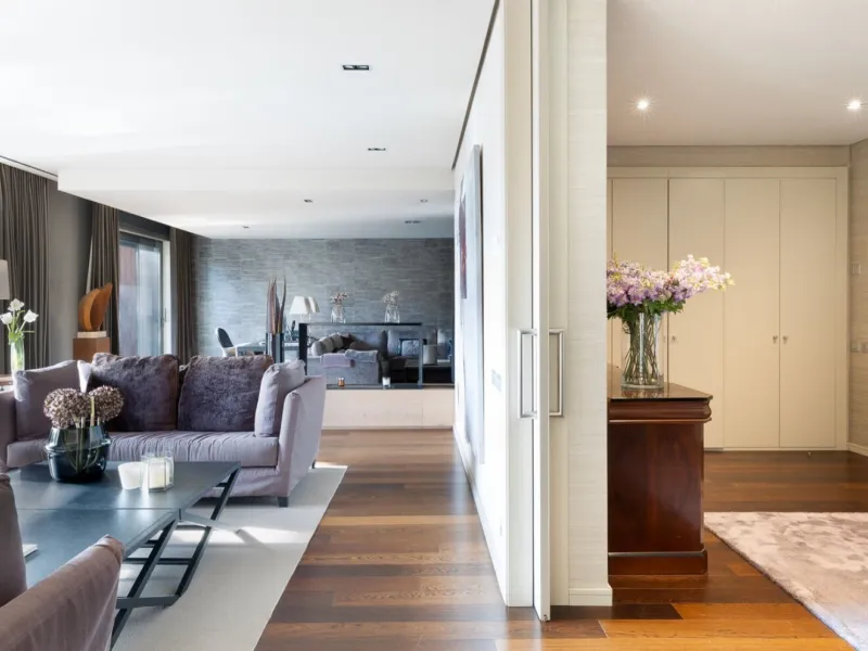 Spacious Refurbished Apartment with Terrace and Pool in Bonanova, Barcelona
