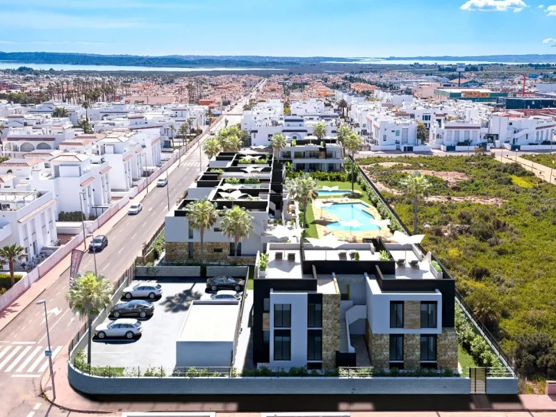 Bungalows con jardín o solárium en Ciudad Quesada, Alicante