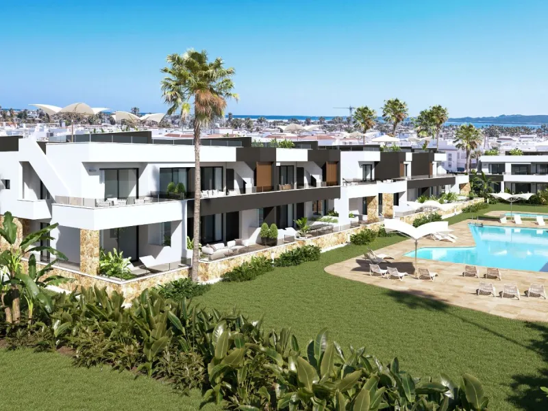 Bungalows con jardín o solárium en Ciudad Quesada, Alicante