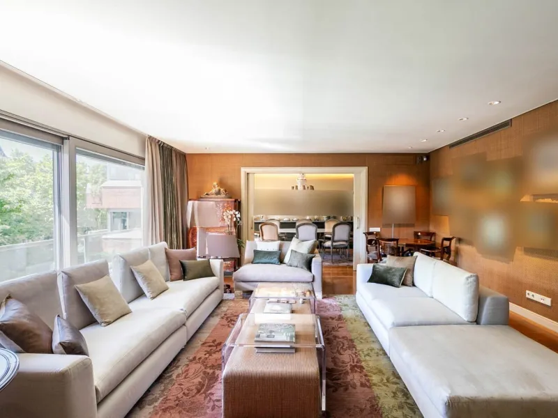 Exclusive 400 m² Apartment in Les Tres Torres, Barcelona