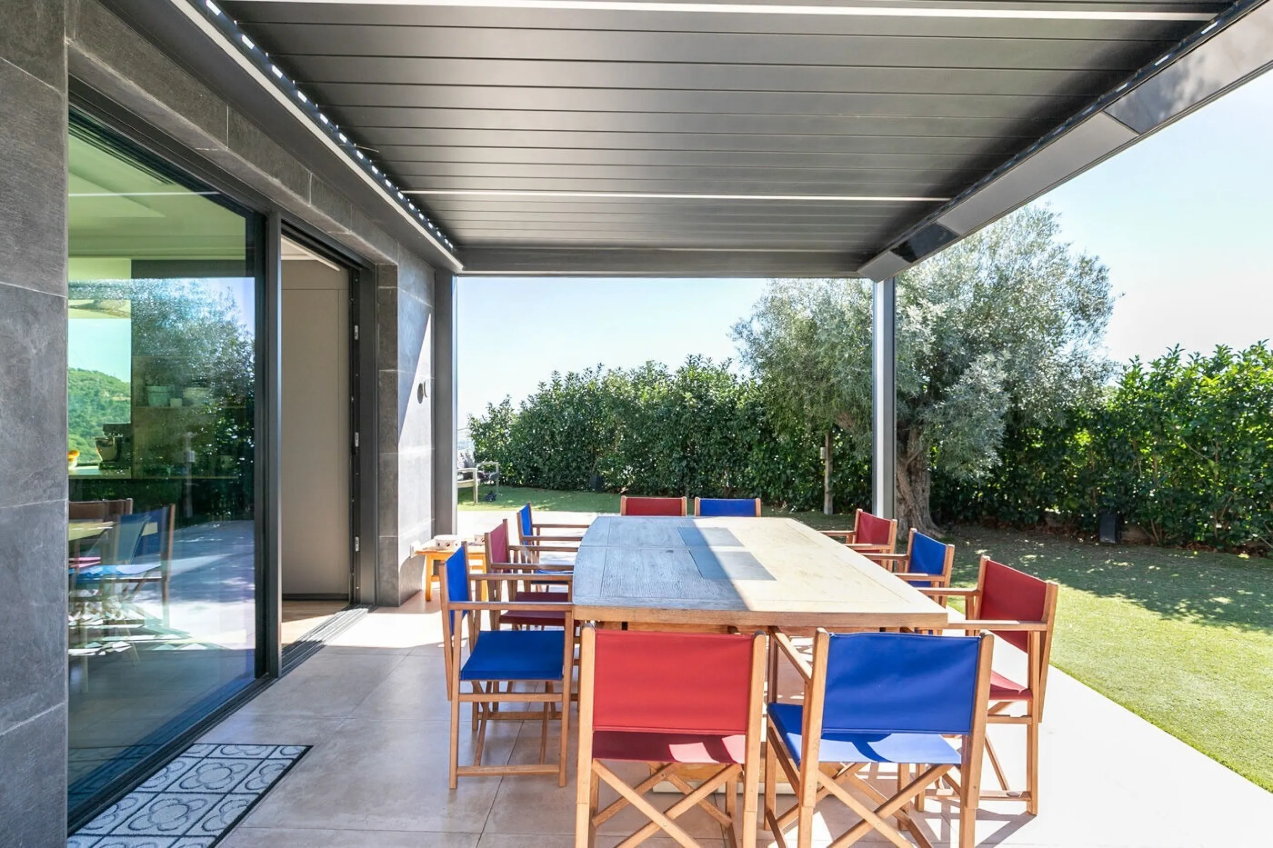 Luxury Villa with Panoramic Views and Infinity Pool in Vallvidrera, Barcelona