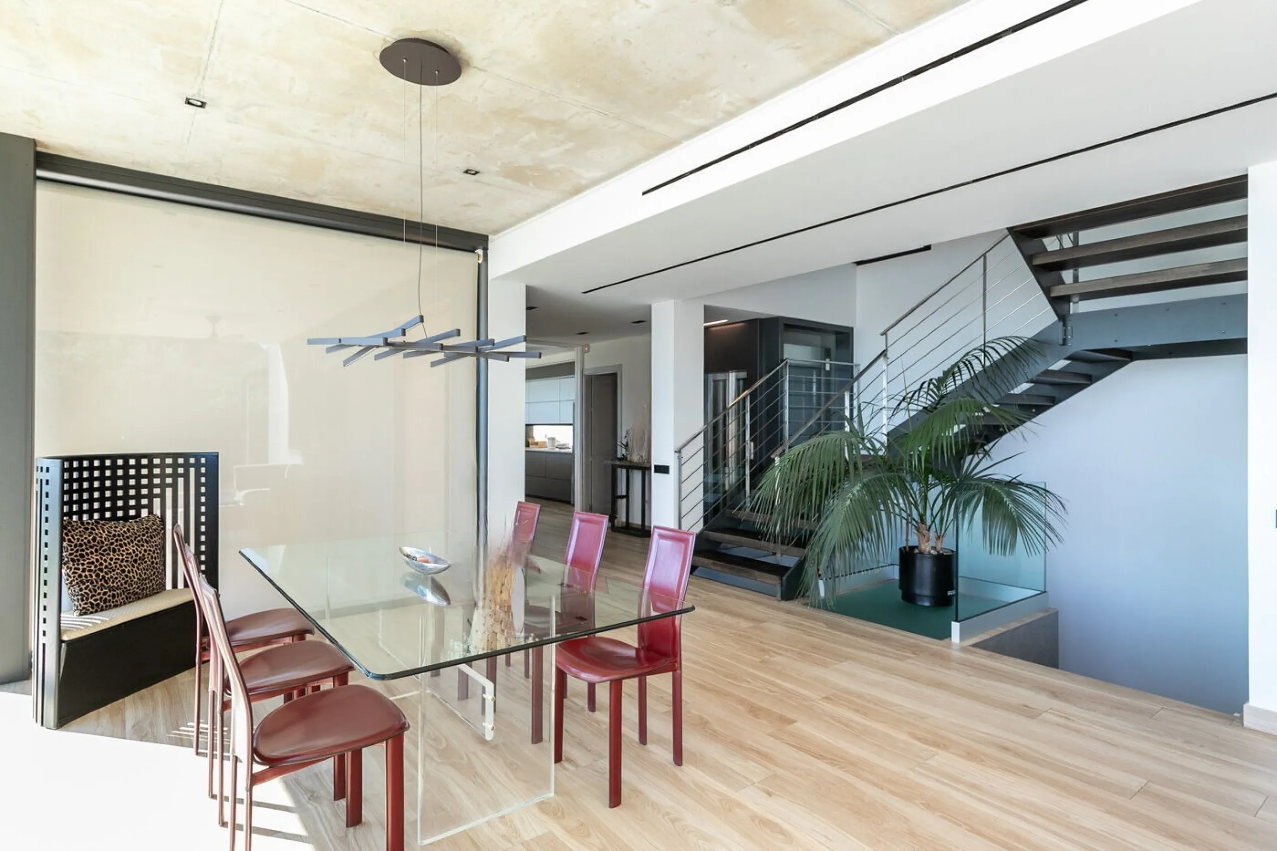Luxury Villa with Panoramic Views and Infinity Pool in Vallvidrera, Barcelona