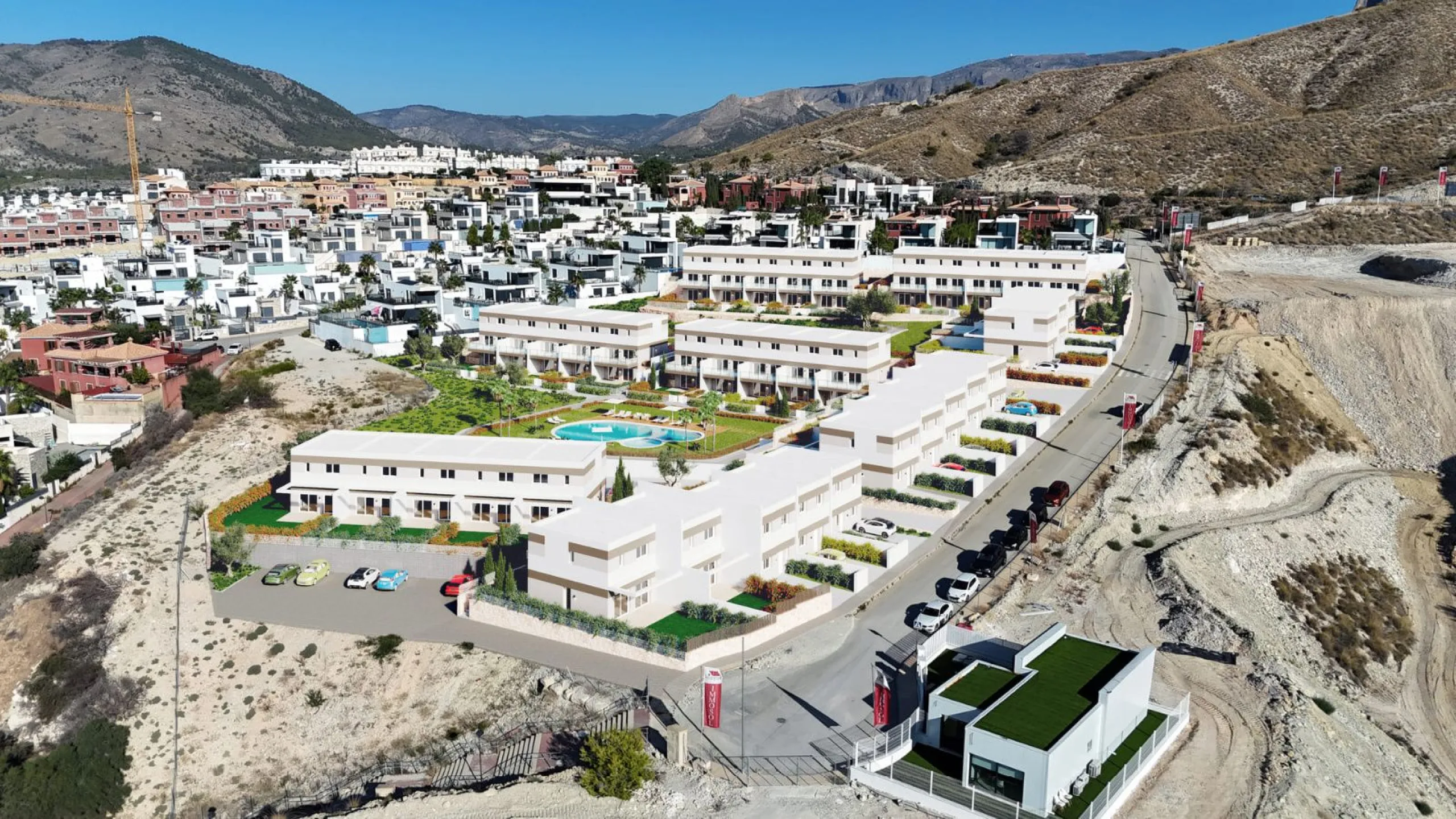 Современный таунхаус с собственным садом и видом на море в Finestrat, Alicante