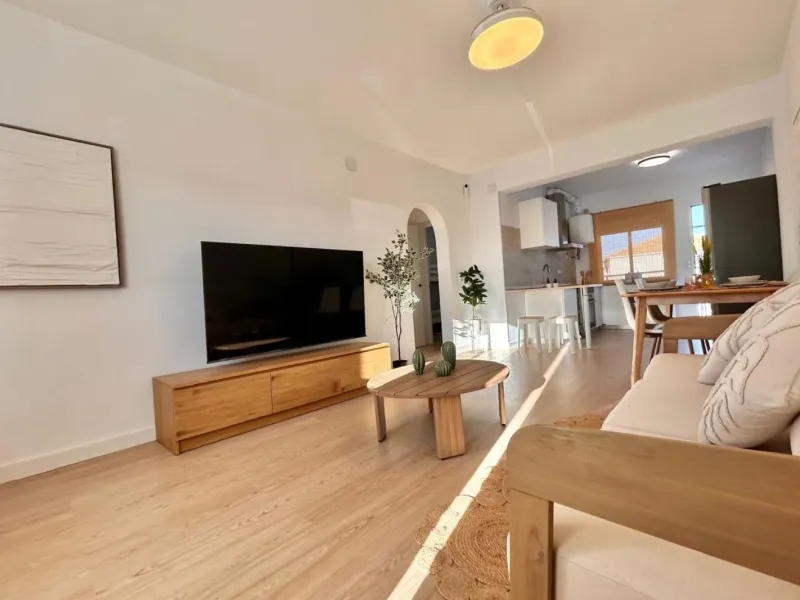 Отремонтированные апартаменты у моря в Orihuela Costa, Аликанте