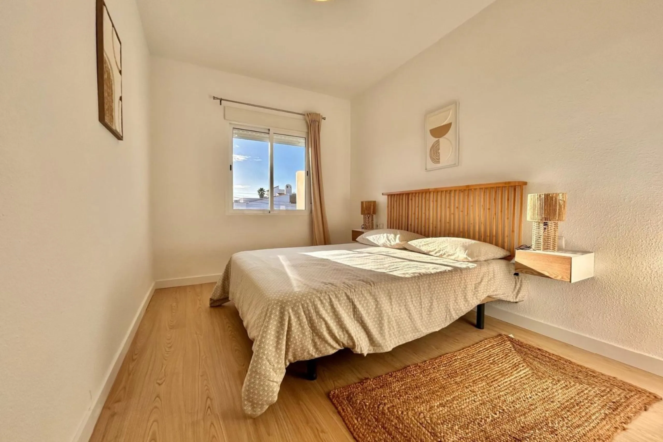 Отремонтированные апартаменты у моря в Orihuela Costa, Аликанте