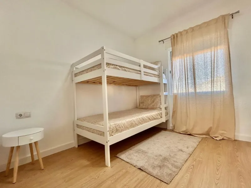 Отремонтированные апартаменты у моря в Orihuela Costa, Аликанте