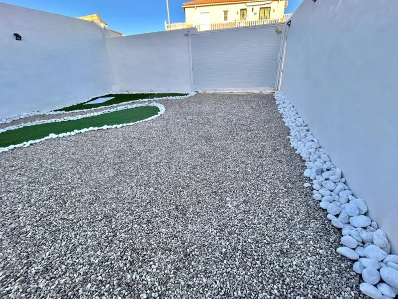 Отремонтированные апартаменты у моря в Orihuela Costa, Аликанте