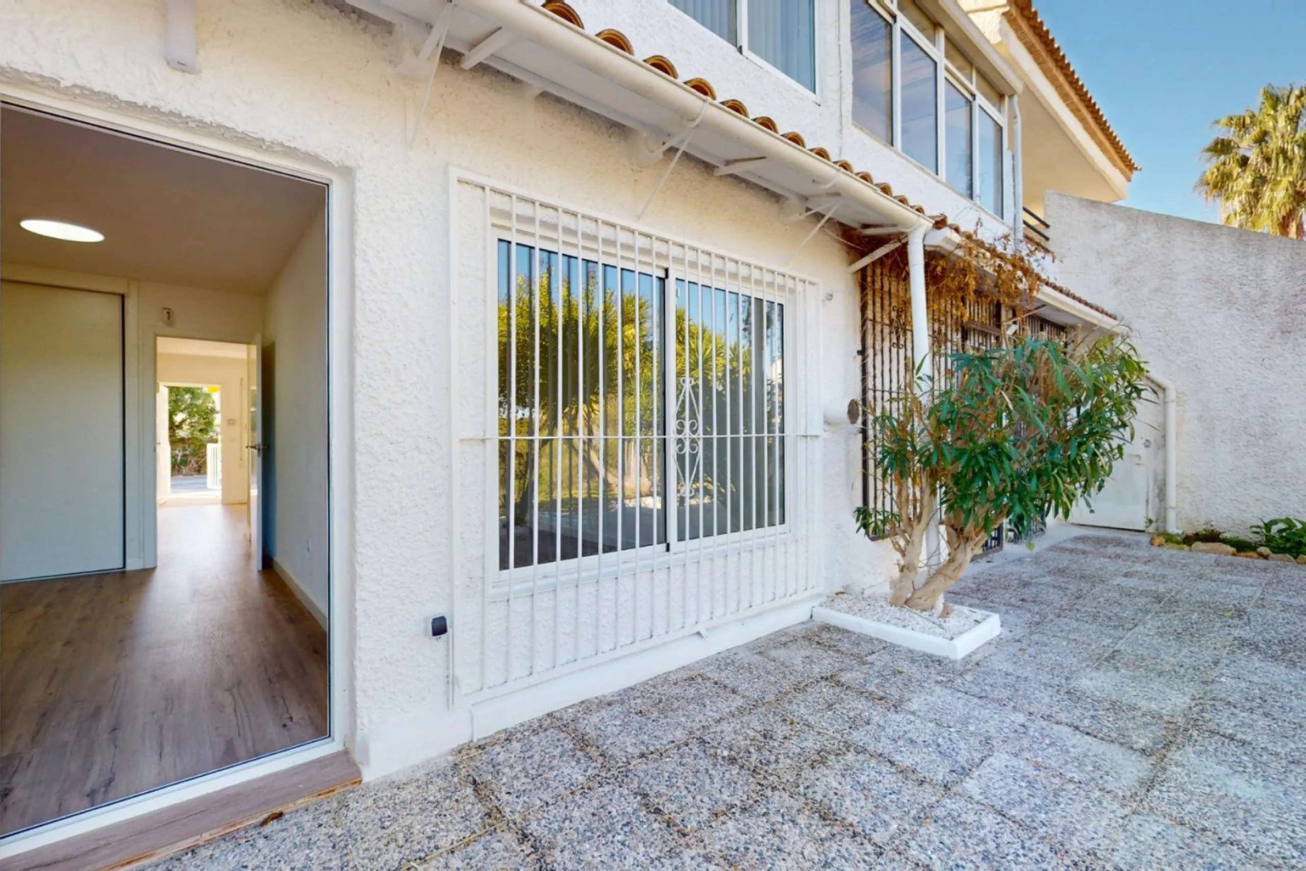 Отремонтированный бунгало на первом этаже рядом с гольф-полем Villamartín, Orihuela Costa
