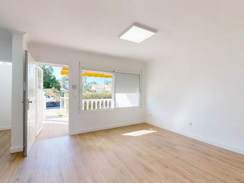 Отремонтированный бунгало на первом этаже рядом с гольф-полем Villamartín, Orihuela Costa