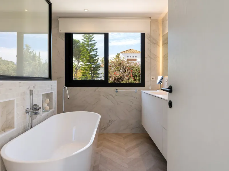 Introducing this fully renovated villa, ideally situated on a quiet cul-de-sac in the highly sought-after area of Las Brisas, just a short walk from Las Brisas Golf Club.