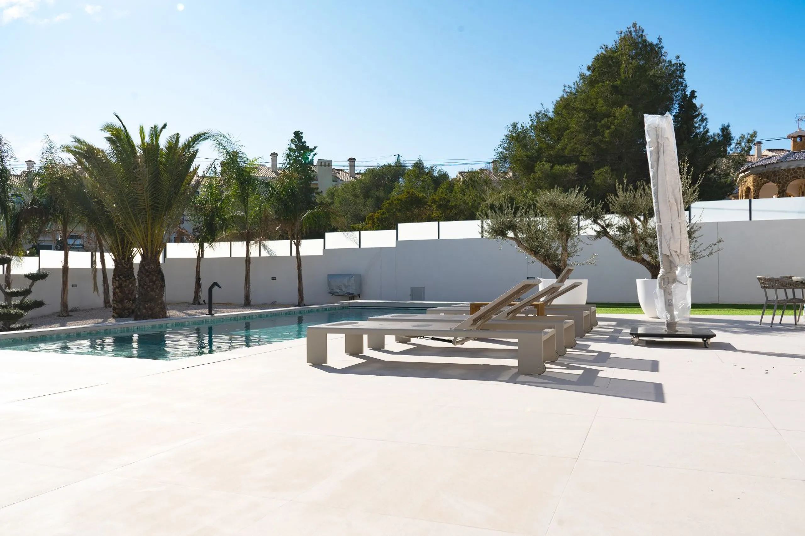 Modern Villa with Private Pool in Benejúzar, Alicante