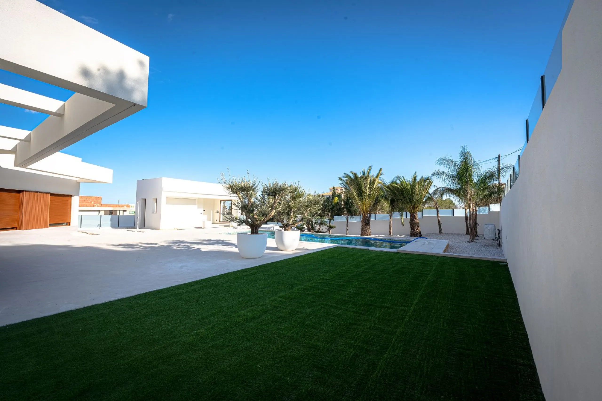 Modern Villa with Private Pool in Benejúzar, Alicante