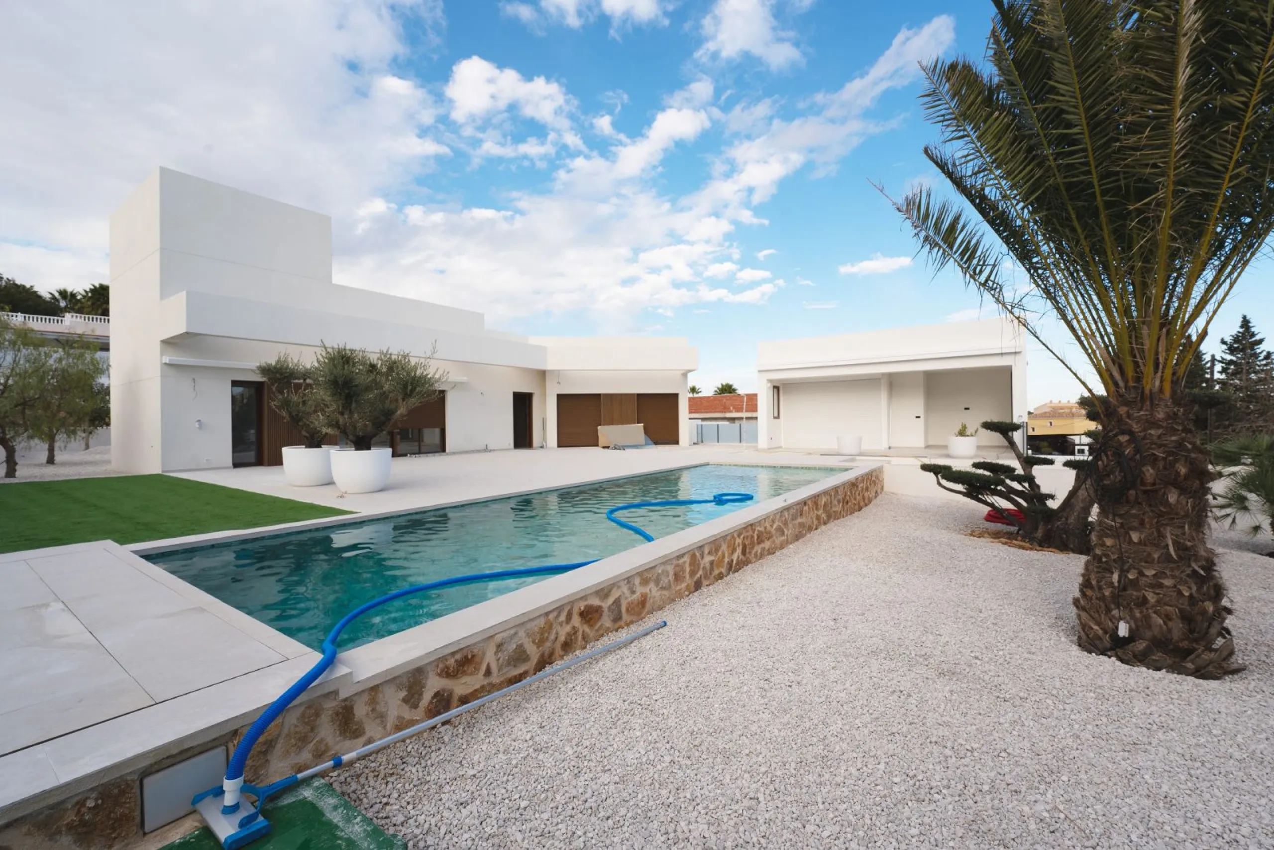 Modern Villa with Private Pool in Benejúzar, Alicante