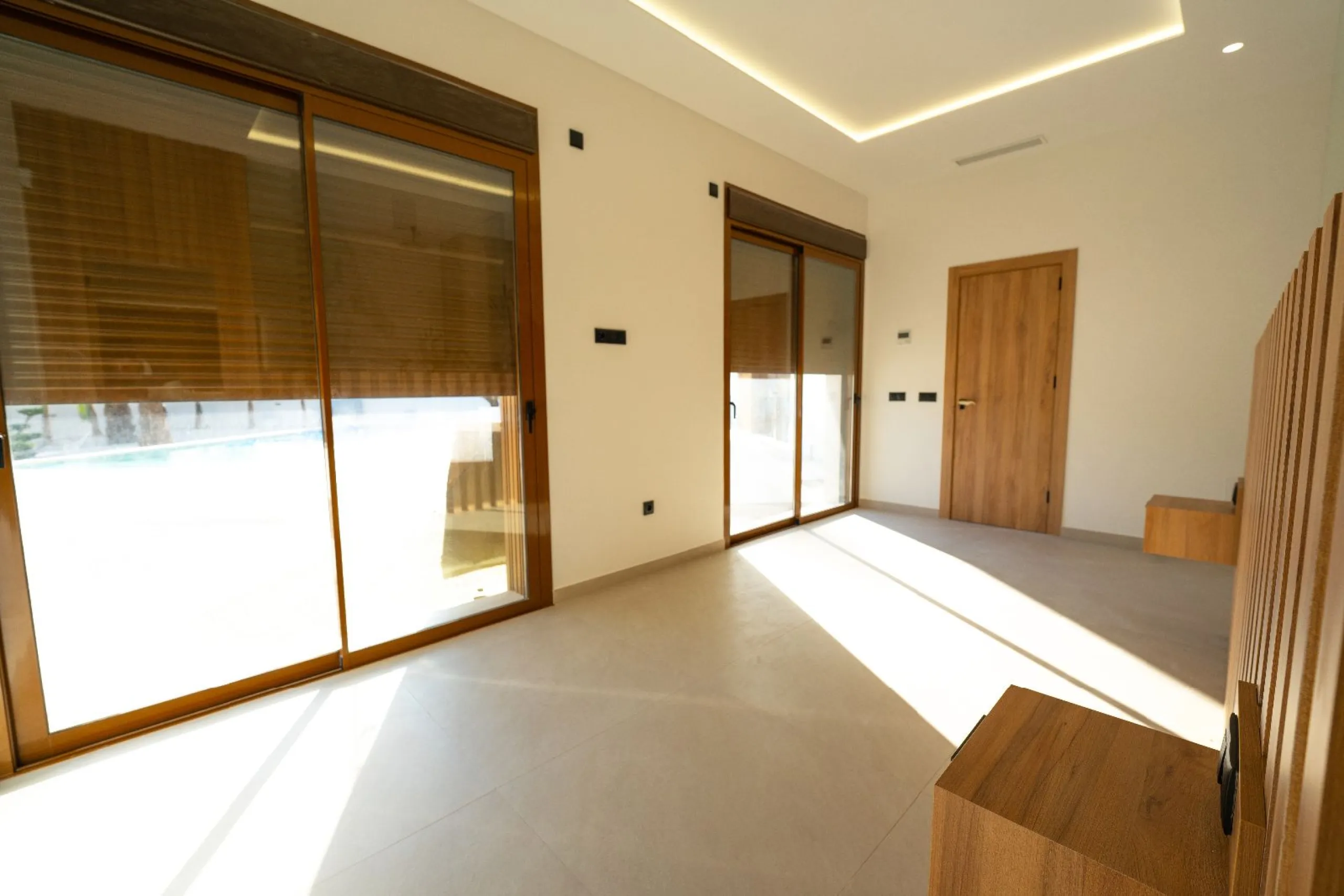 Современная вилла с собственным бассейном в Benejúzar, Alicante