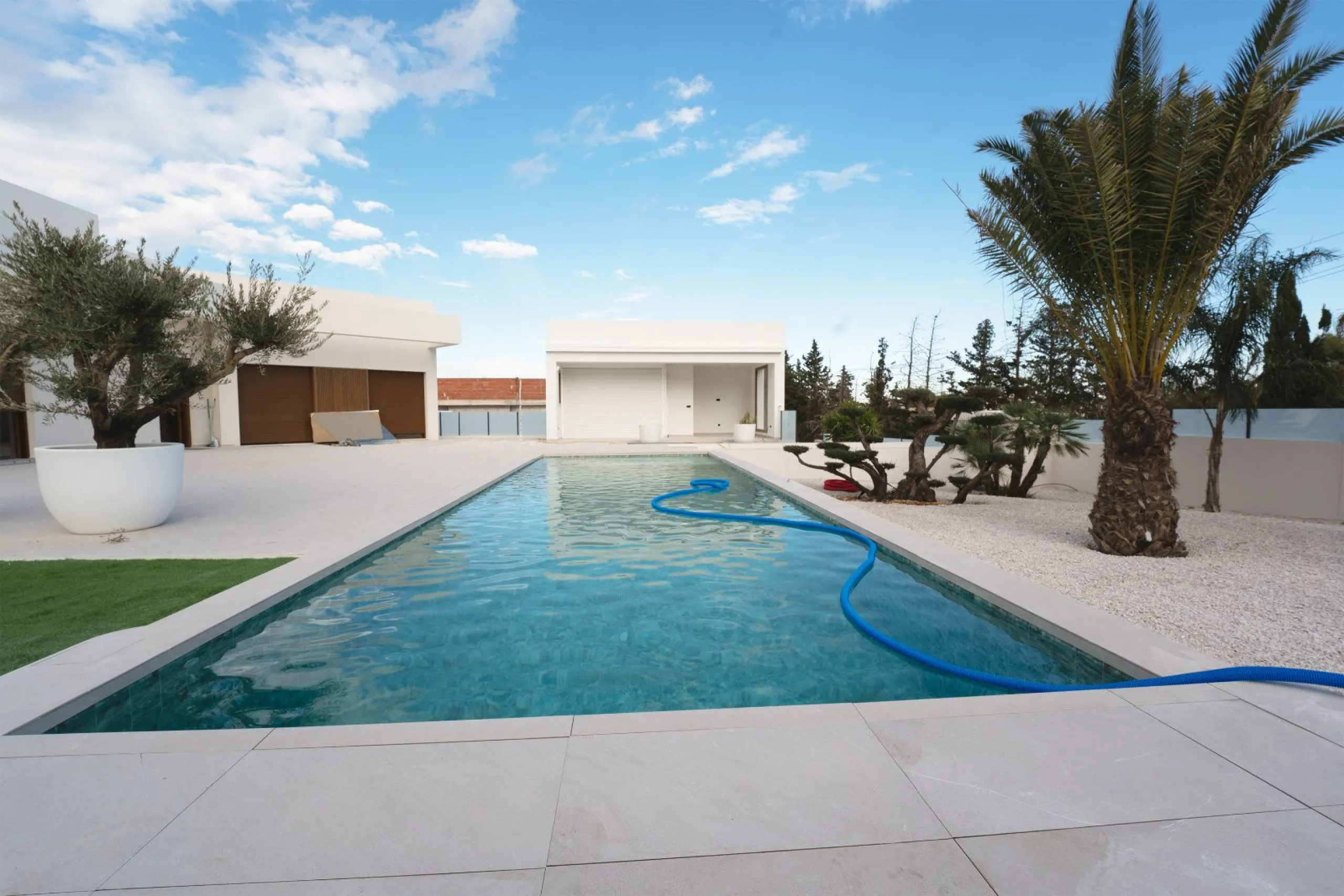 Современная вилла с собственным бассейном в Benejúzar, Alicante