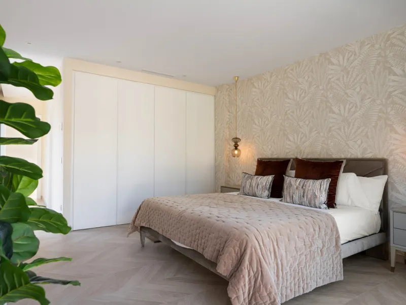Introducing this fully renovated villa, ideally situated on a quiet cul-de-sac in the highly sought-after area of Las Brisas, just a short walk from Las Brisas Golf Club.