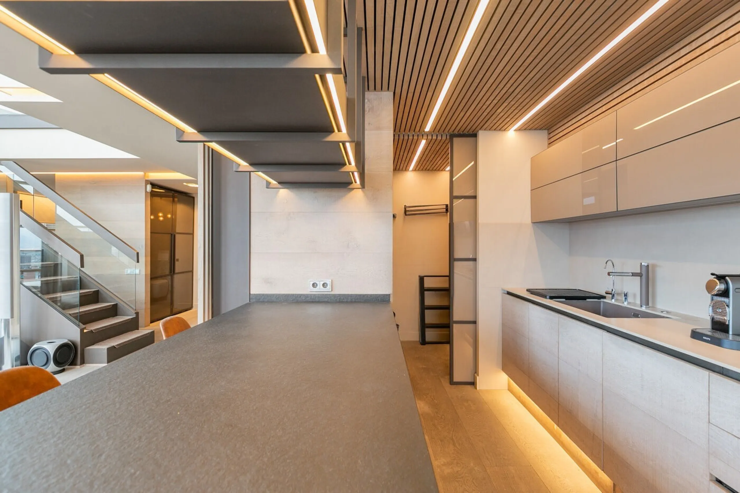 Duplex Penthouse with Terraces and Panoramic Views in the Illa del Llac Complex, Diagonal Mar, Barcelona