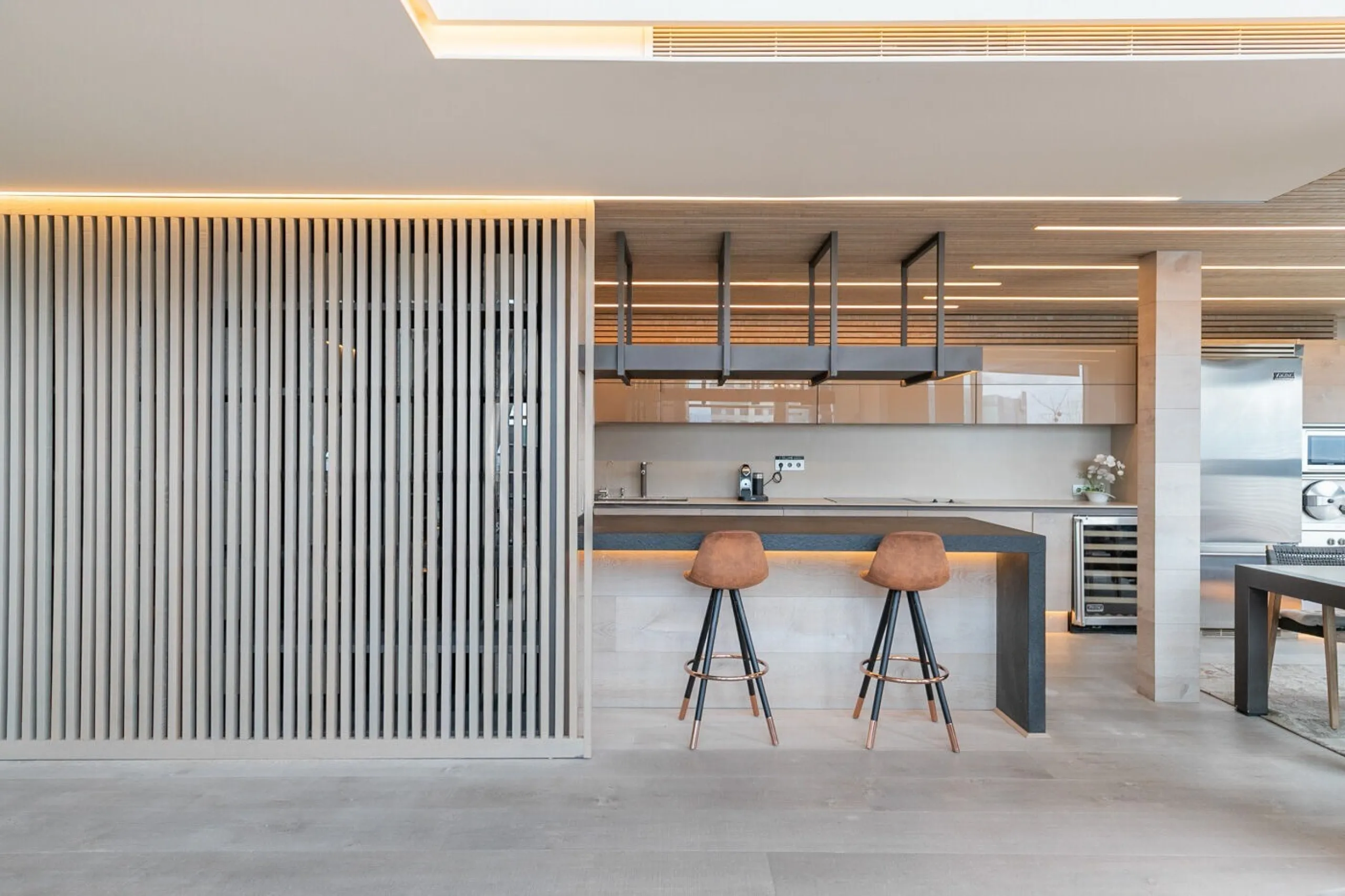 Duplex Penthouse with Terraces and Panoramic Views in the Illa del Llac Complex, Diagonal Mar, Barcelona