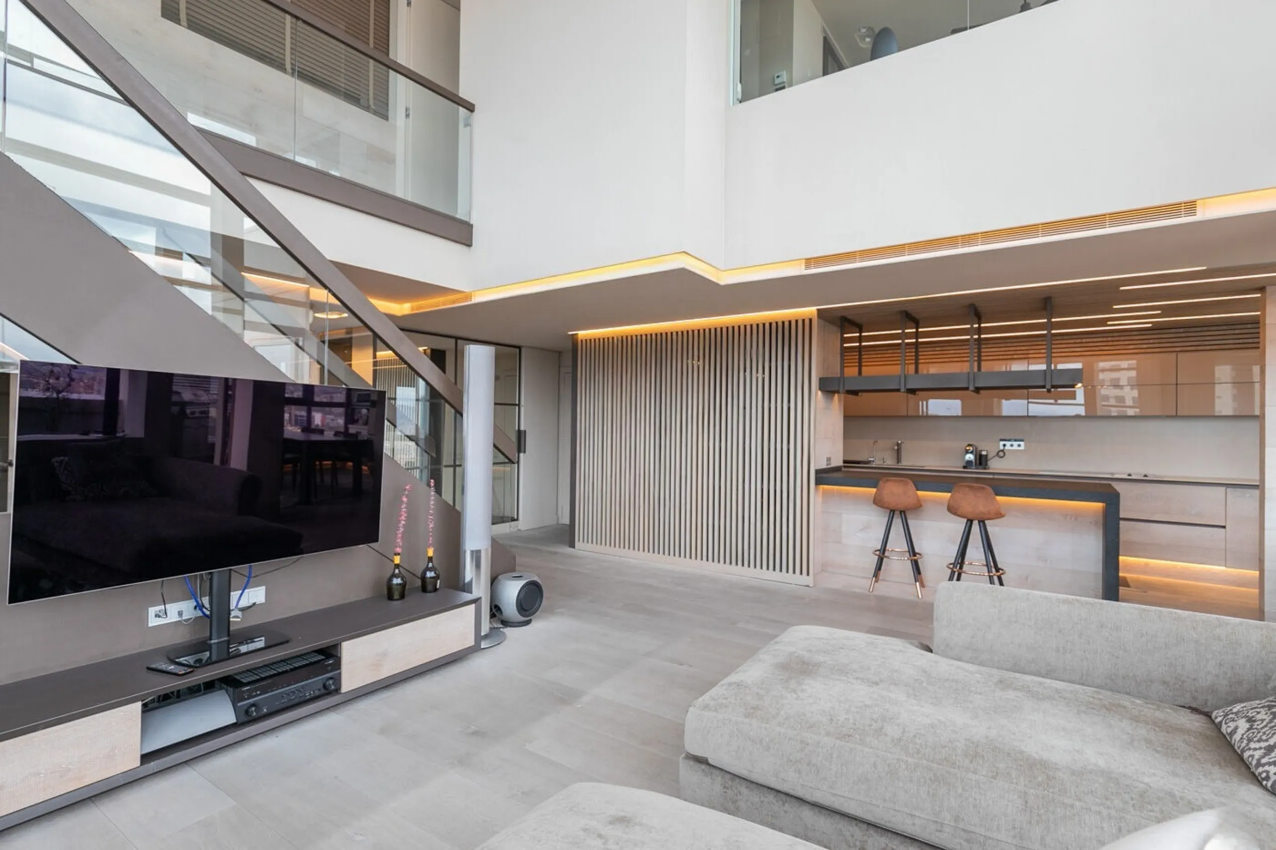 Duplex Penthouse with Terraces and Panoramic Views in the Illa del Llac Complex, Diagonal Mar, Barcelona