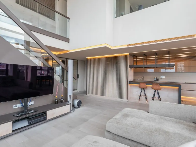 Duplex Penthouse with Terraces and Panoramic Views in the Illa del Llac Complex, Diagonal Mar, Barcelona