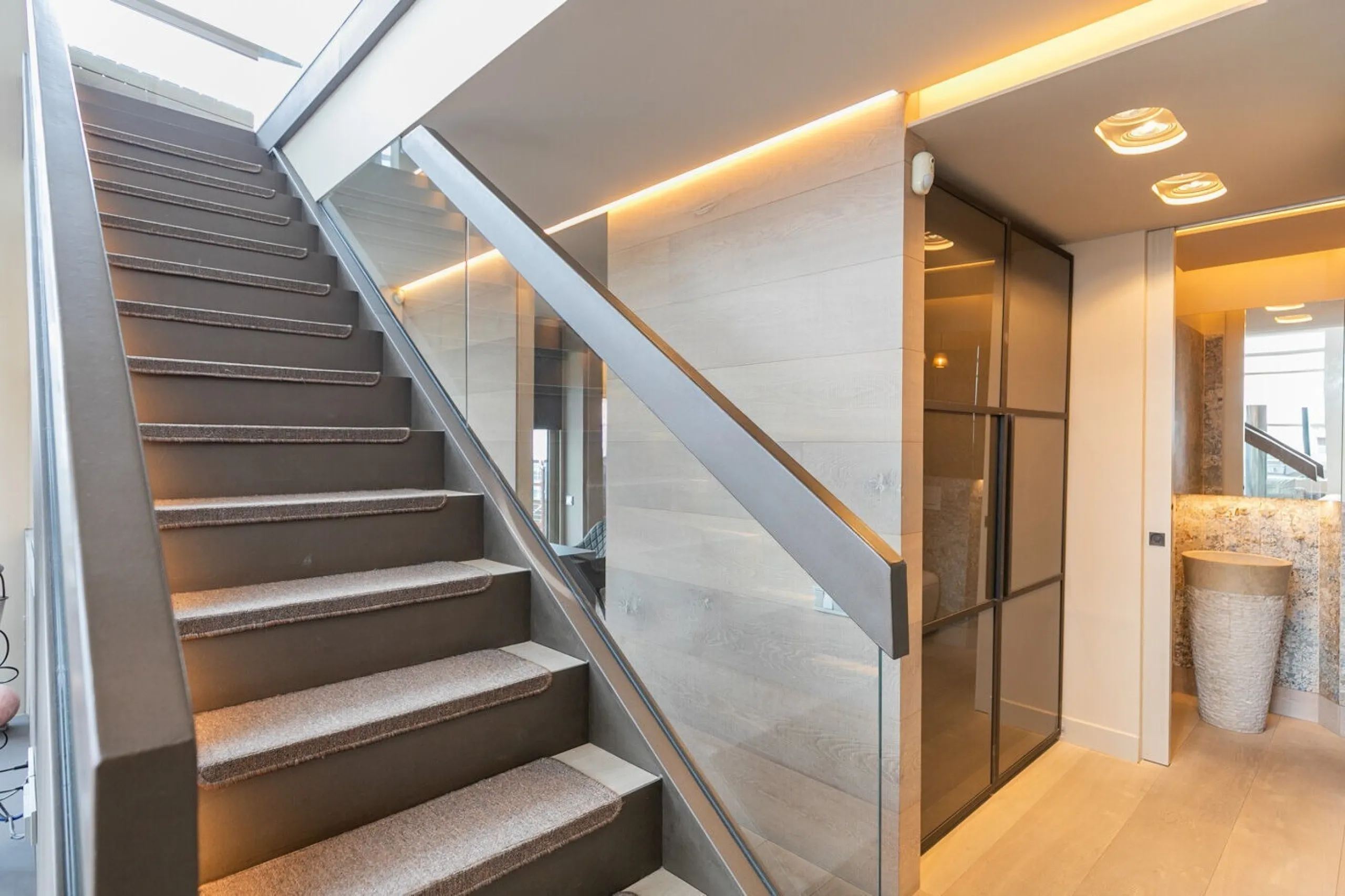 Duplex Penthouse with Terraces and Panoramic Views in the Illa del Llac Complex, Diagonal Mar, Barcelona