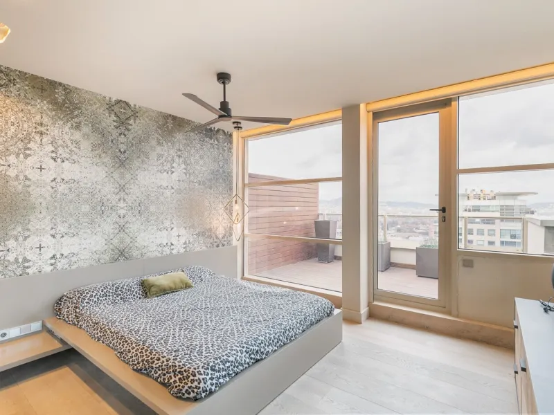 Duplex Penthouse with Terraces and Panoramic Views in the Illa del Llac Complex, Diagonal Mar, Barcelona