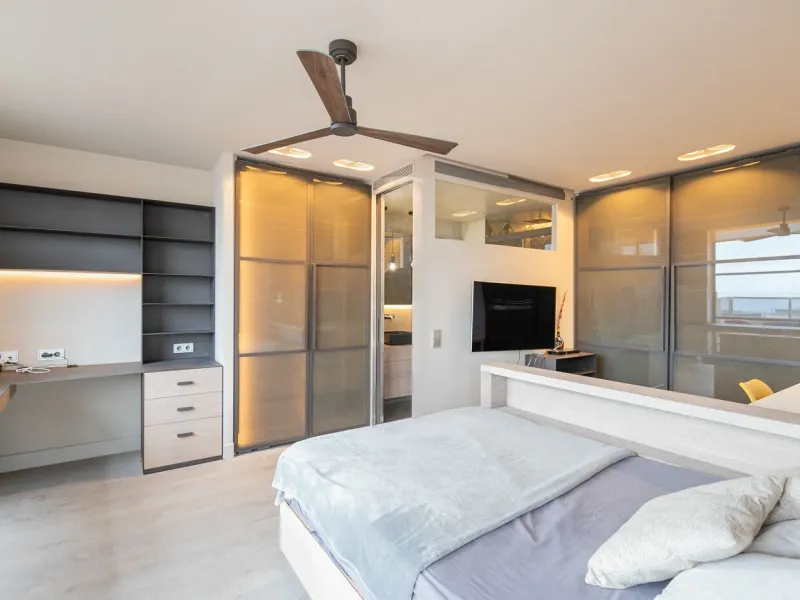 Duplex Penthouse with Terraces and Panoramic Views in the Illa del Llac Complex, Diagonal Mar, Barcelona