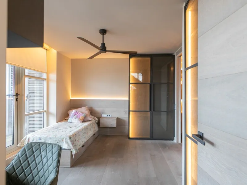 Duplex Penthouse with Terraces and Panoramic Views in the Illa del Llac Complex, Diagonal Mar, Barcelona