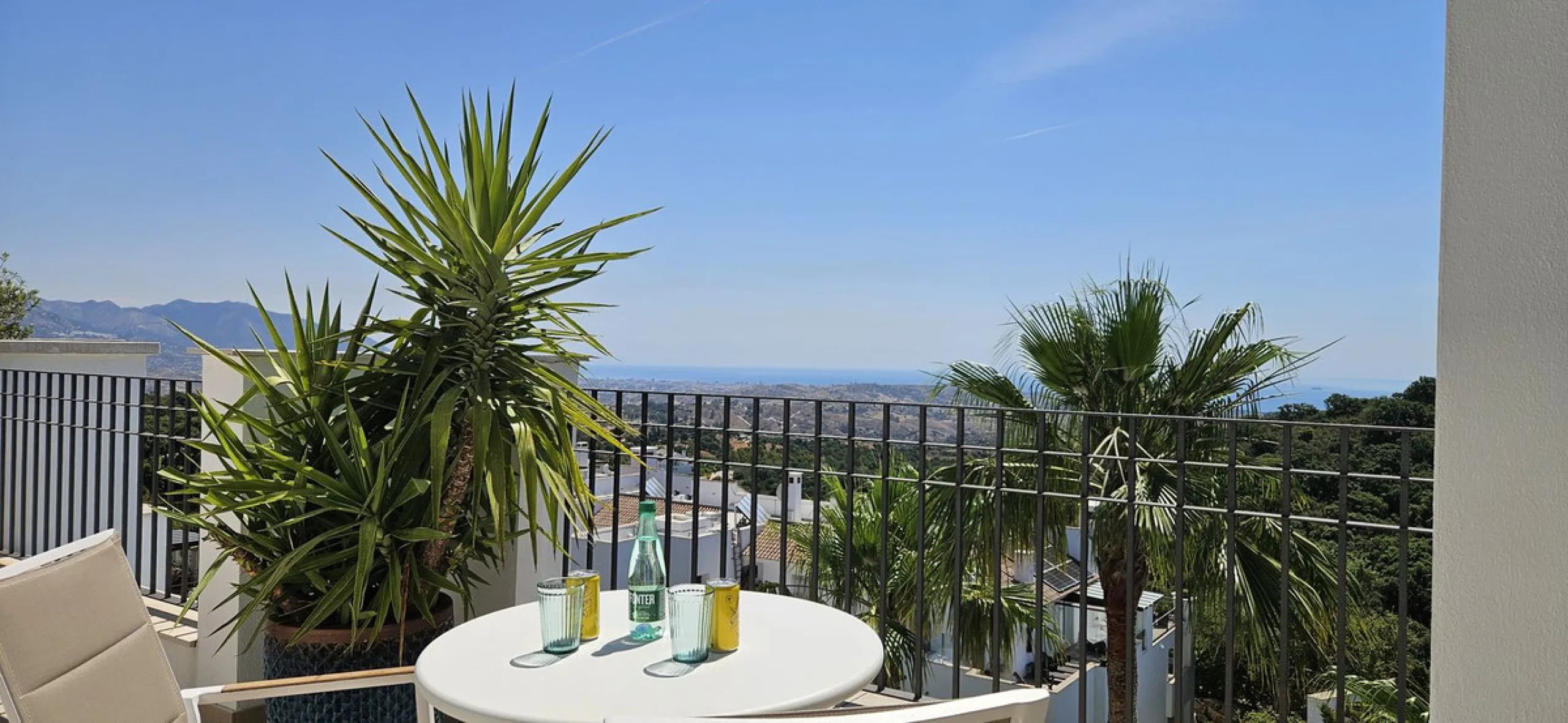 Apartment - Penthouse в продаже в Marbella, Málaga. В доме 3 спален и 2 ванных комнат. Площадь дома 114 м²