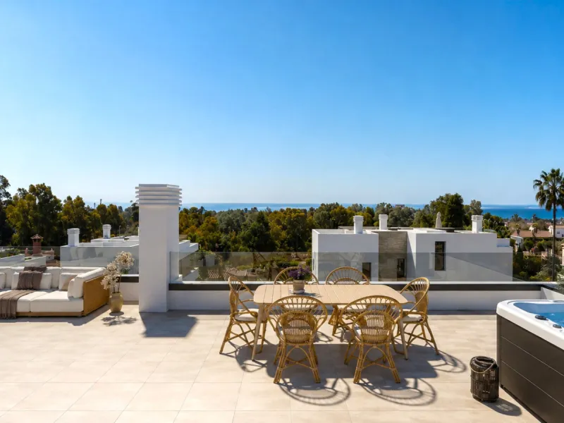 Exklusive Design-Villa mit Meerblick in Estepona, Málaga